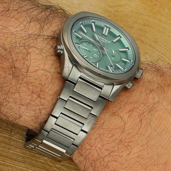 Casio Edifice EQB-1300DC-3AEF – męski zegarek solarny Bluetooth z zieloną tarczą (3).jpg