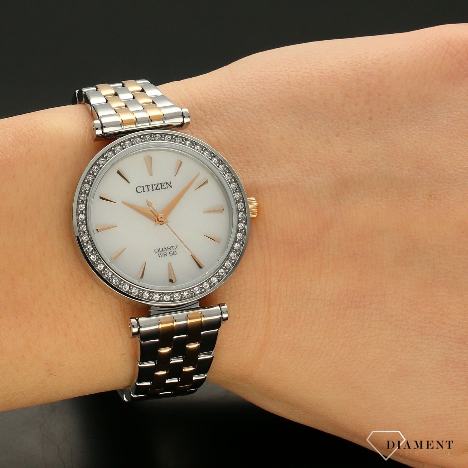 Zegarek damski na bransolecie złoto-srebrnej Citizen ER0216-59D.jpg