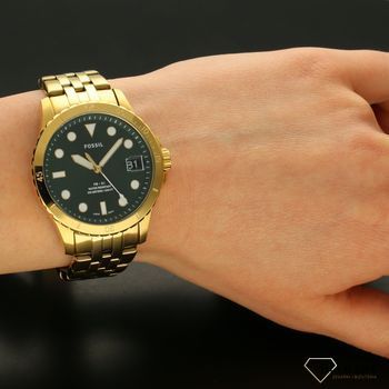 Stylowy zegarek męski marki Fossil to bardzo modny dodatek pasujący do wielu stylizacji. Zegarek damski idealny na prezent. Zapraszamy! v.jpg
