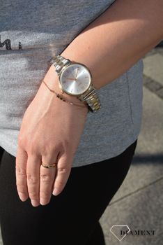 Zestaw prezentowy zegarek z bransoletką Fossil Daisy ES4914SET. Zegarek z dołączoną bransoletka w środku z motywem gwiazdki (2).JPG