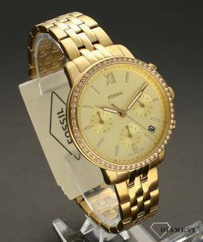 Zegarek damski Fossil NEUTRA CHRONO ES5219. Zegarek z wodoszczelnością 50m (5 ATM), gwarantuje właścicielowi, że nie musi bać się zachlapań, czyli np. mycia rąk. Zegarek damski w złotym kolorze z cyrkoniami i chronografem.  (3).jpg