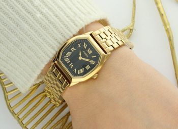 Fossil Harlow ES5433 – damski zegarek złoty ze stalową bransoletą i czarną tarczą (1).jpg