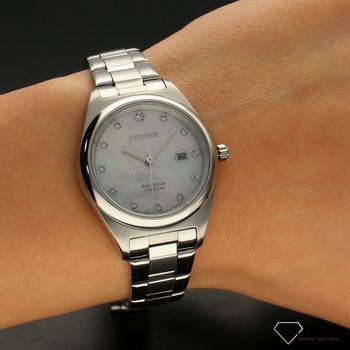 Zegarek damski Citizen Elegance EW2600-83D w kolorze srebrnym z masą perłową na tarczy.  (5).jpg