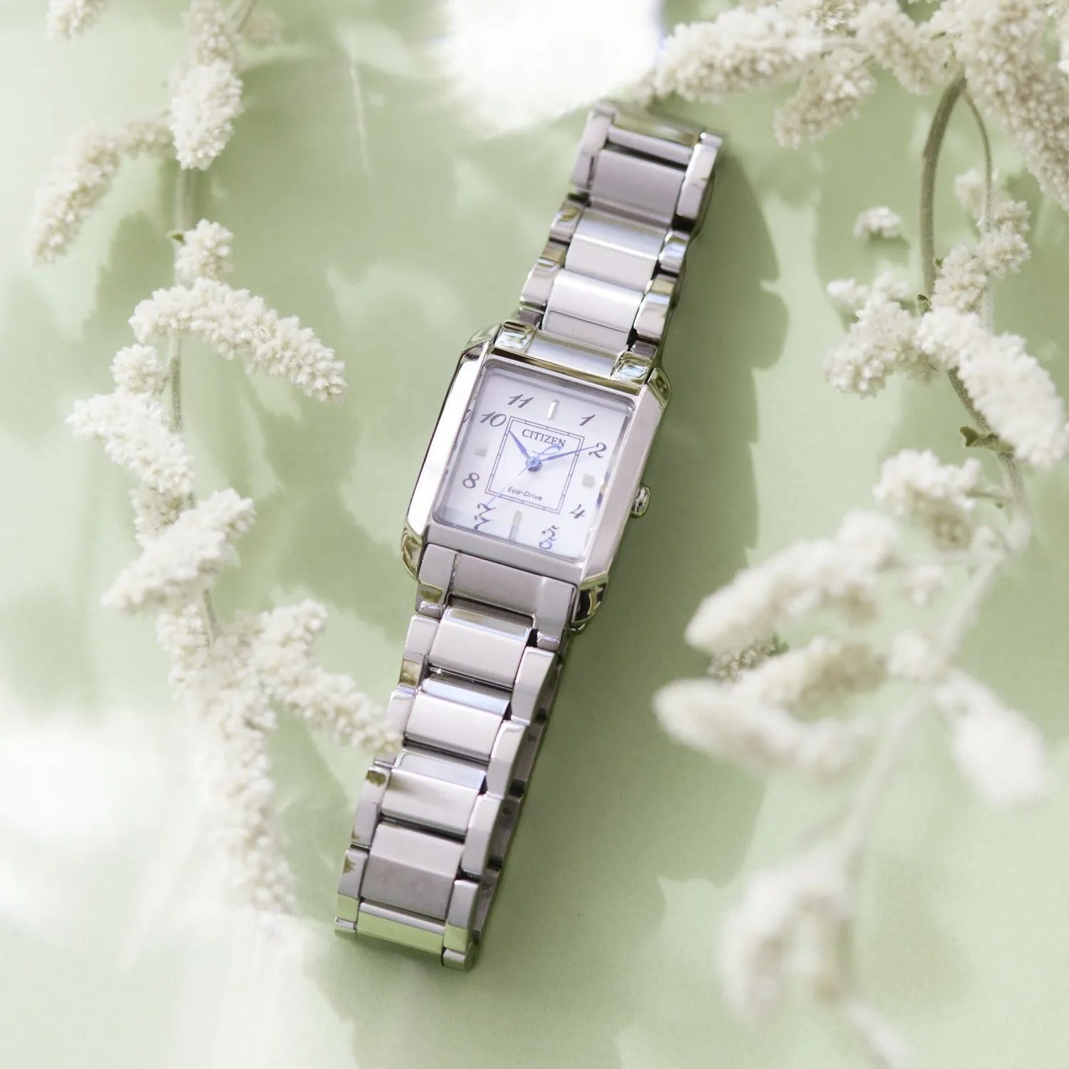 Zegarek damski Citizen. Damski zegarek Eco Drive marki Citizen. Zegarek damski Citizen na bransolecie. Zegarek klasyczny damski na prezent.  (2).jpg