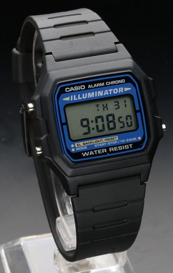 zegarek-meski-casio-casio-sport-f-105w-1a-F-105W-1AWYEF--8.jpg