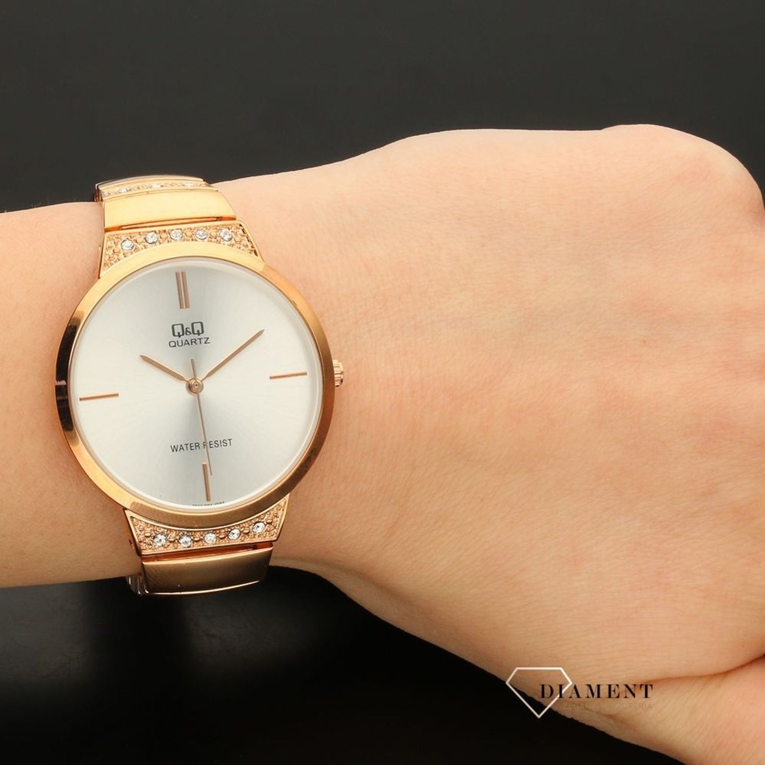 Damski biżuteryjny zegarek Q&Q F553-001 (1).jpg