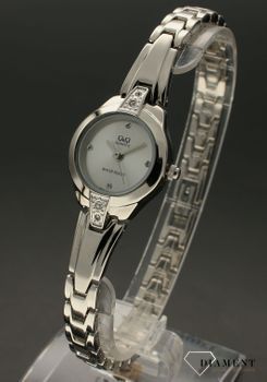 Zegarek damski biżuteryjny QQ F625-201. Zegarek z cyrkoniami. Zegarek idealny na prezent dla kobiety, dziewczyny. Zegarek w srebrnym kolorze.  (4).jpg