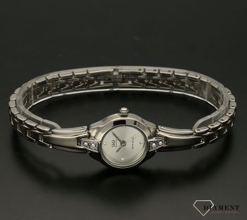 Zegarek damski biżuteryjny QQ F625-201. Zegarek z cyrkoniami. Zegarek idealny na prezent dla kobiety, dziewczyny. Zegarek w srebrnym kolorze.  (5).jpg