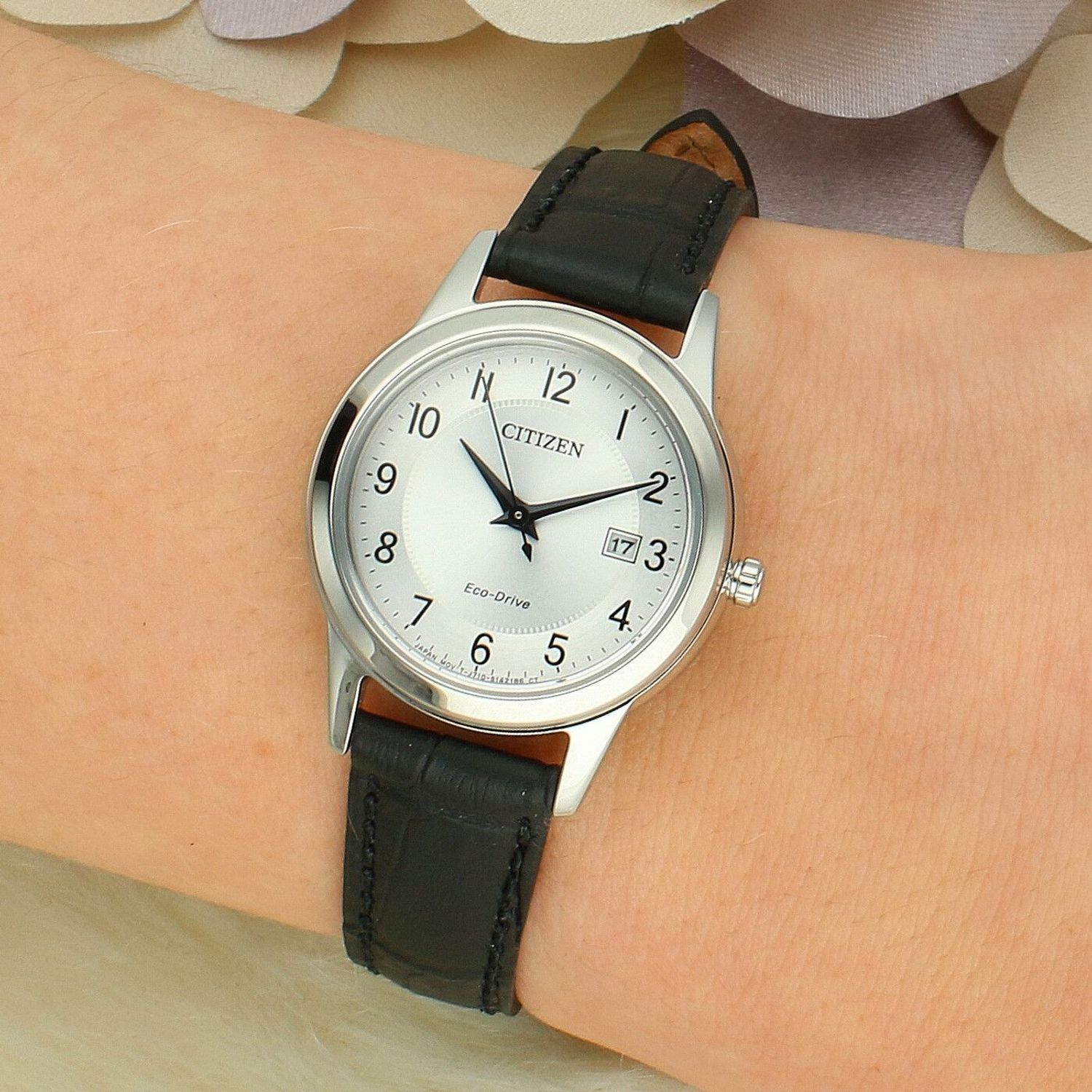 Zegarek damski Citizen 'Klasyk z akumulatorem' FE1081-08A.x.jpg
