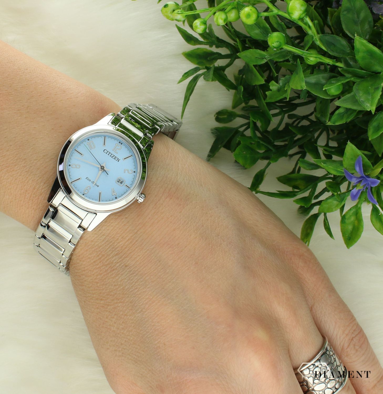 Zegarek damski Citizen Eco-Drive Ladies Modern Dress FE1241-71L. Zegarek damski Citizen. Damski zegarek Eco Drive marki Citizen. Zegarek damski Citizen na bransolecie. Zegarek klasyczny damski na prezent.  (2).jpg