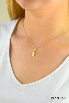 Złota zawieszka 585 aniołek diamentowany FJZ000000-039 to klasyczny element biżuterii mogącej pięknie ozdobić każdy kobiecy dekolt. To dodatek, który nie tylko pozwal (1).JPG