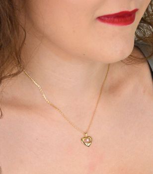 Złota zawieszka FP26303Y w kształcie serca z diamentem 0,04ct HSI. Próba 585, 1,00 g, wymiary 1,2 x 1,5 cm. Idealna na prezent z serca 💛 (4).JPG