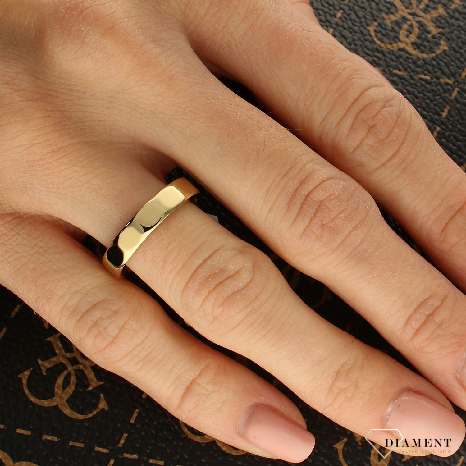 Pierścionek pokryty złotem fasetkowany Melano FR26GD04 (1).jpg