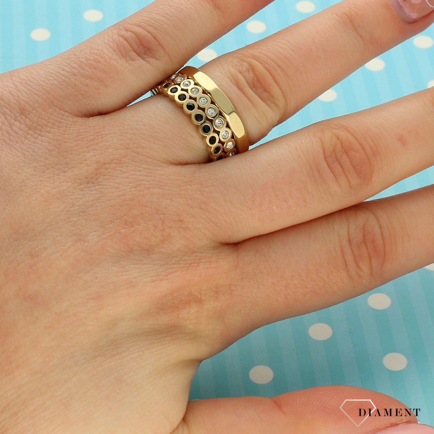 Piękny, delikatny pierścionek Melano. Pierścionki Damskie w Sklepie z Biżuterią zegarki-dEleganckie pierścionki dla Kobiet. Darmowa wysyłka.v.jpg