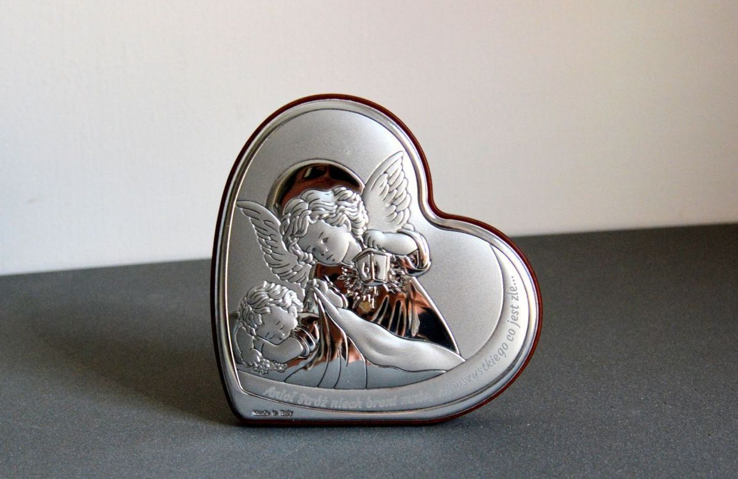 Srebrny obrazek na Chrzest Pamiątka Chrztu Świętego Anioł Stróż 8,5X8,7 FU820408S3. Niezwykły obrazek srebrny z wizerunkiem Aniołków w kształcie serca to idealny prezent na Chrzest Święty..jpg
