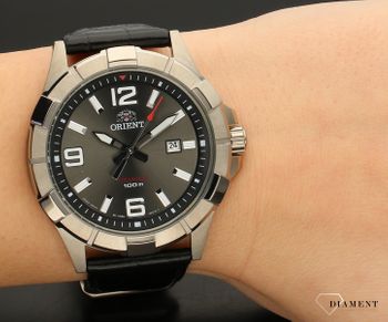 Męski zegarek japoński Orient CLASSIC TITANIUM FUNE6002A0 (5).jpg