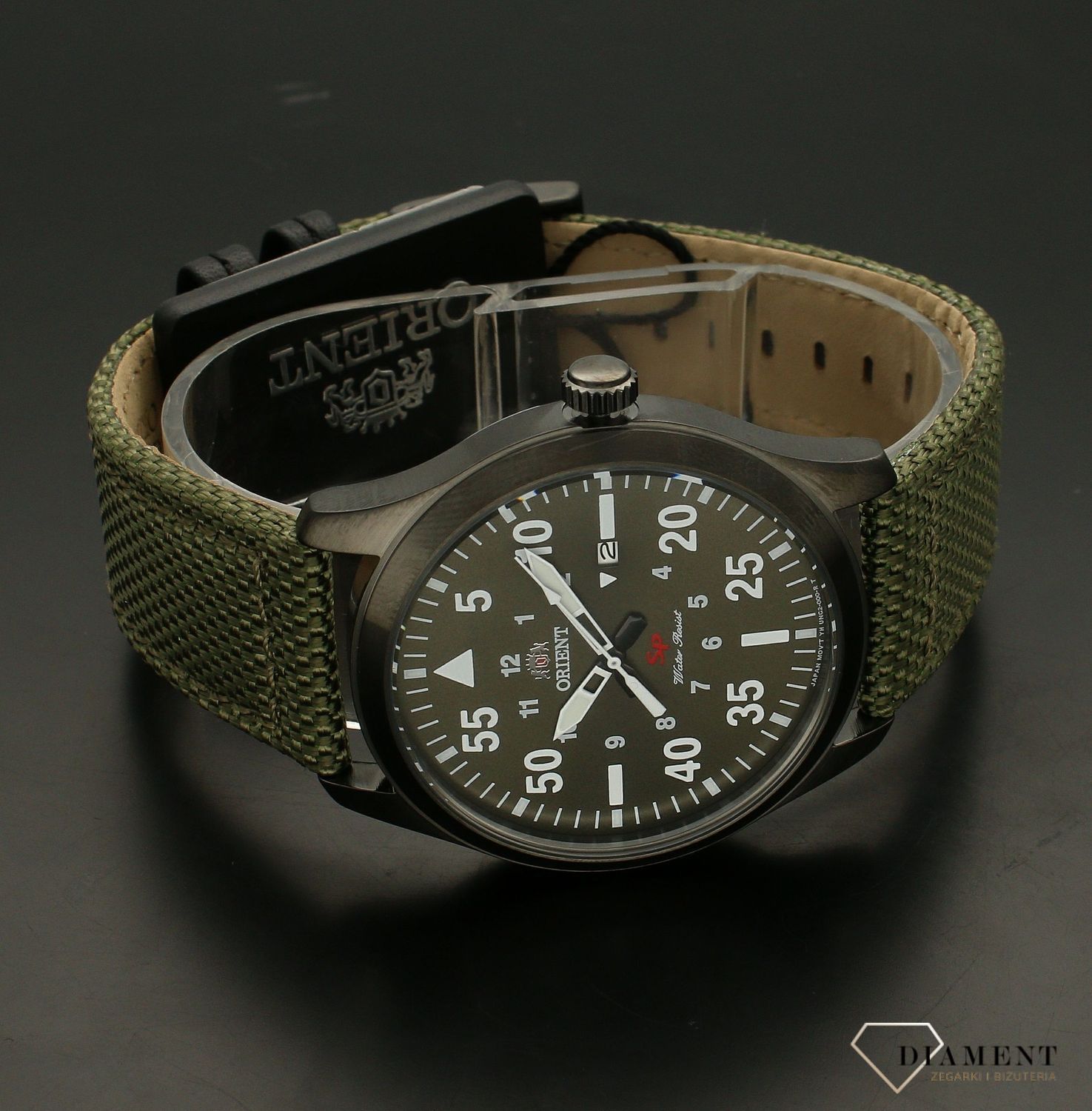 Zegarek męski ORIENT FUNG2004F0 wyposażony jest w kwarcowy mechanizm, zasilany za pomocą baterii. Posiada bardzo wysoką dokładność mierzenia czasu +- 10 sekund w przeciągu 30 dni..webp