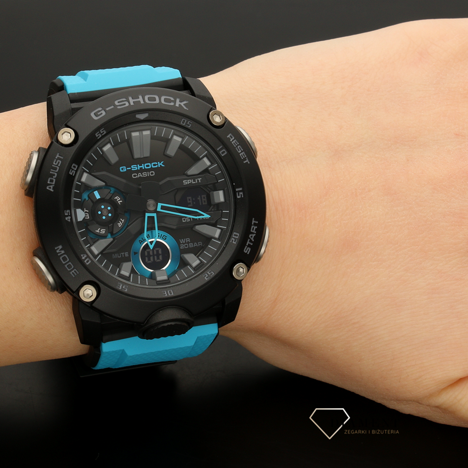 Męski wstrząsoodporny zegarek CASIO G-Shock GA-2000-1A2ER.jpg