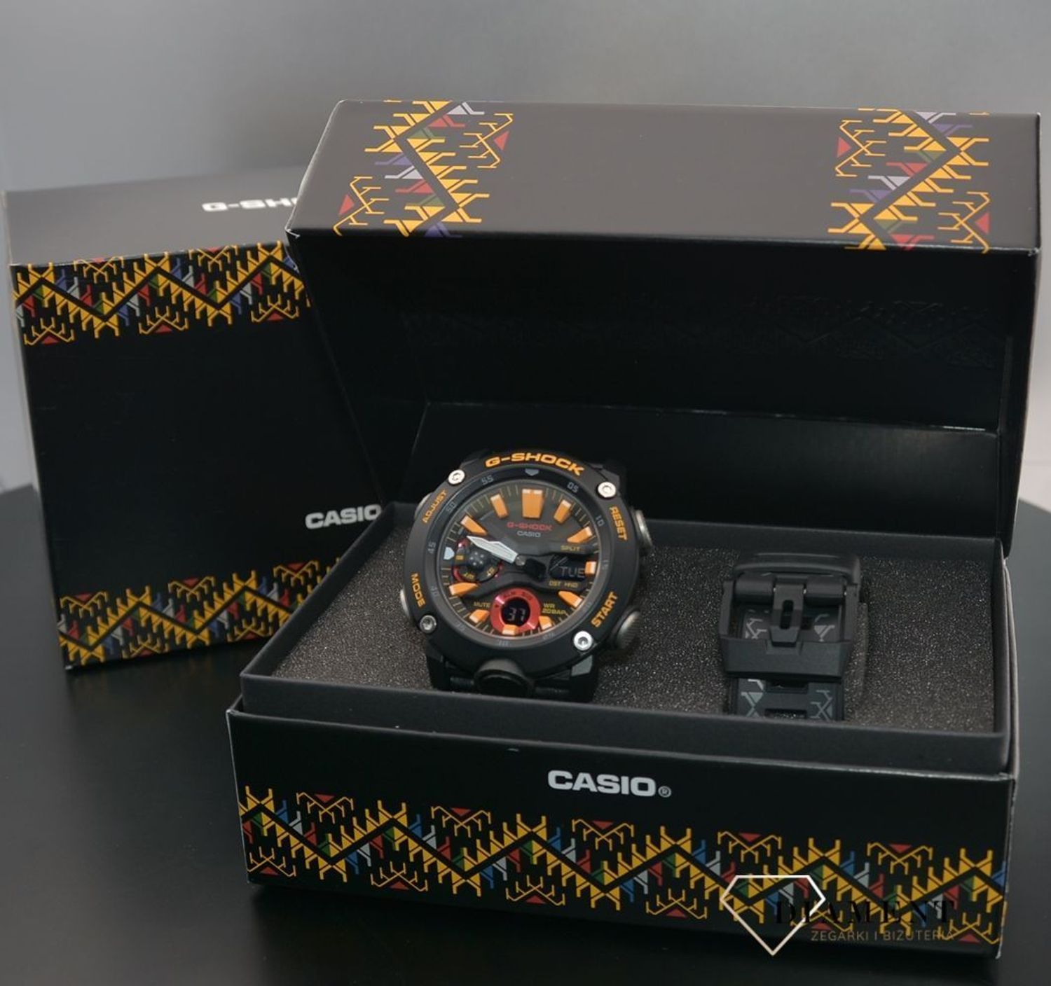 Zegarek męski Casio G-SHOCK Carbon Core Guard Gorillaz Camo Limited GA-2000BT-1AER.1.jpg