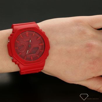 Zegarek męski w wyrazistym czerwonym kolorze. W zegarku zastosowano stylowy czerwony pasek gumowy w kolorze pasującym do koperty i tarczy. Idealny pomysł na prezent (5)x.jpg