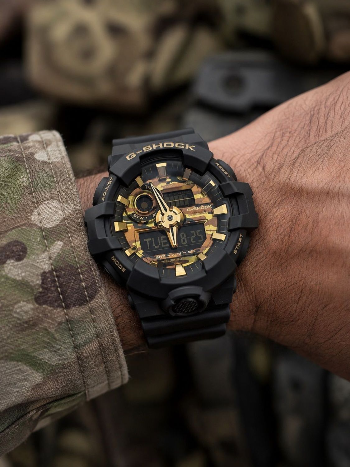 Zegarek Casio G-shock GA-700CF-1AER Bold Camo Gold  Zegarek męski.jpg