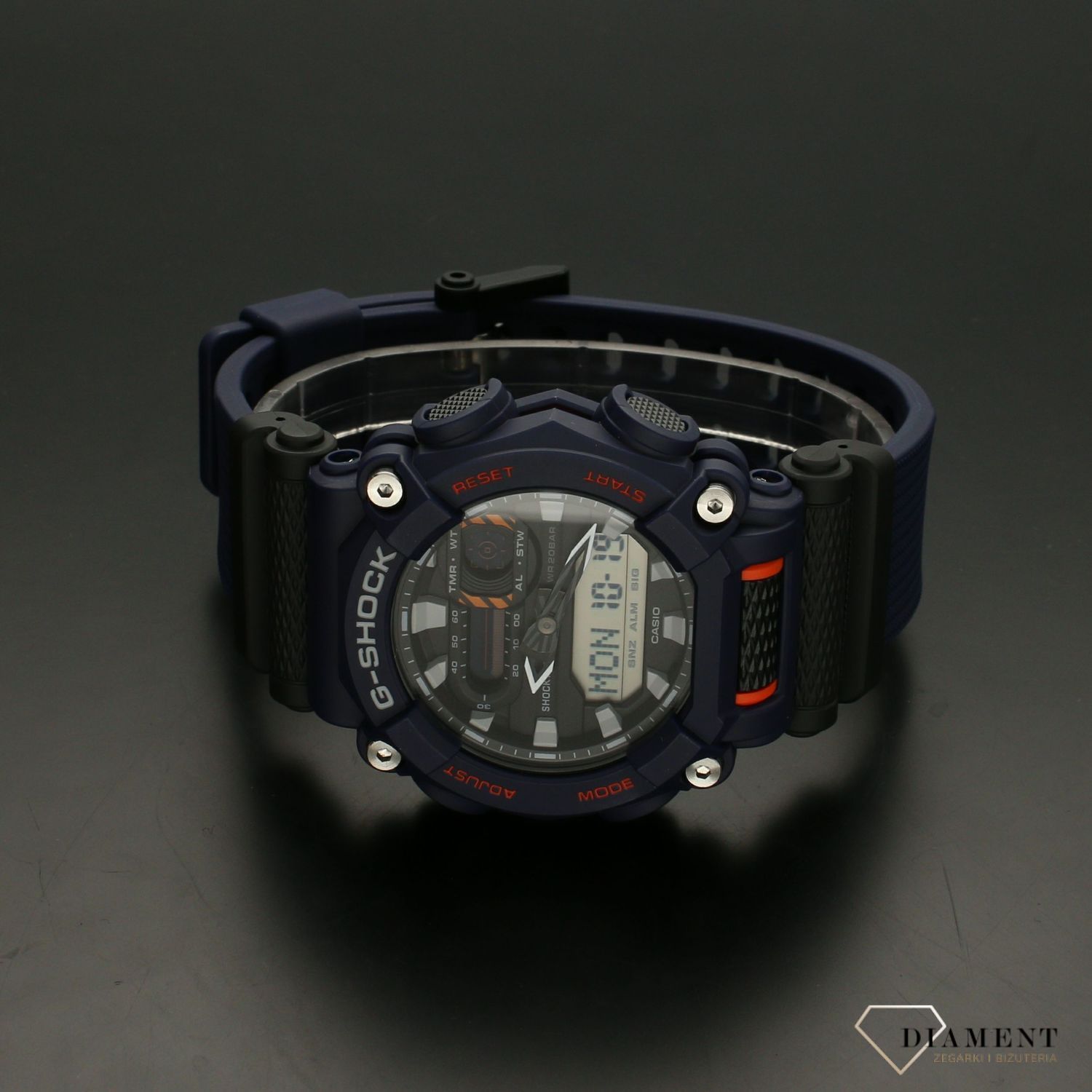Zegarek męski Casio G-shock GA-900-2AER.jpg