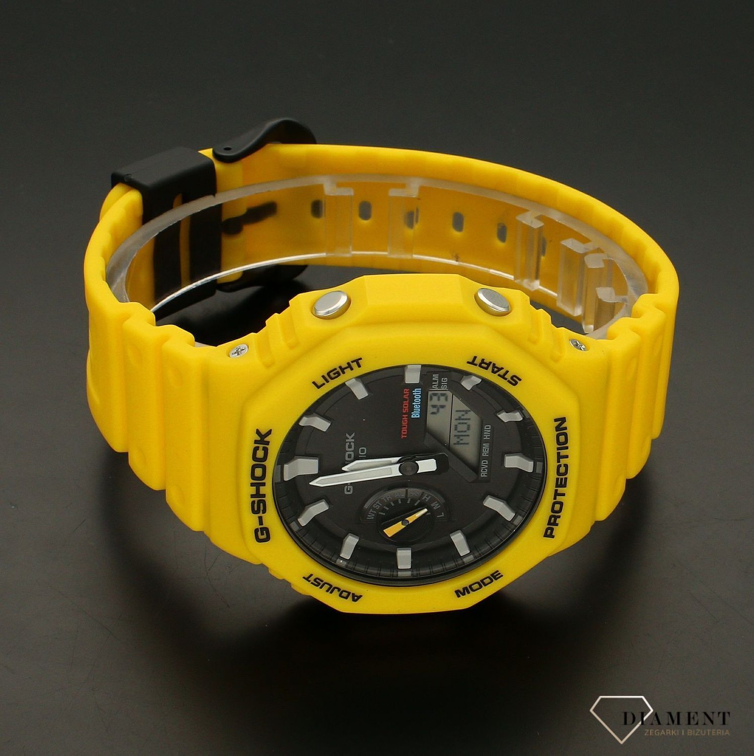 Zegarek męski żółty G-SHOCK GA-B2100C-9AER Solar. Casio z kolekcji G-Shock w kolorze żółtym to zegarek stworzony z myślą o mężczyznach. Darmowa wysyłka! Grawer za 0zł! Zapraszamy do autoryzowanego sprzedawcy www.zegarki-diament.pl !.webp