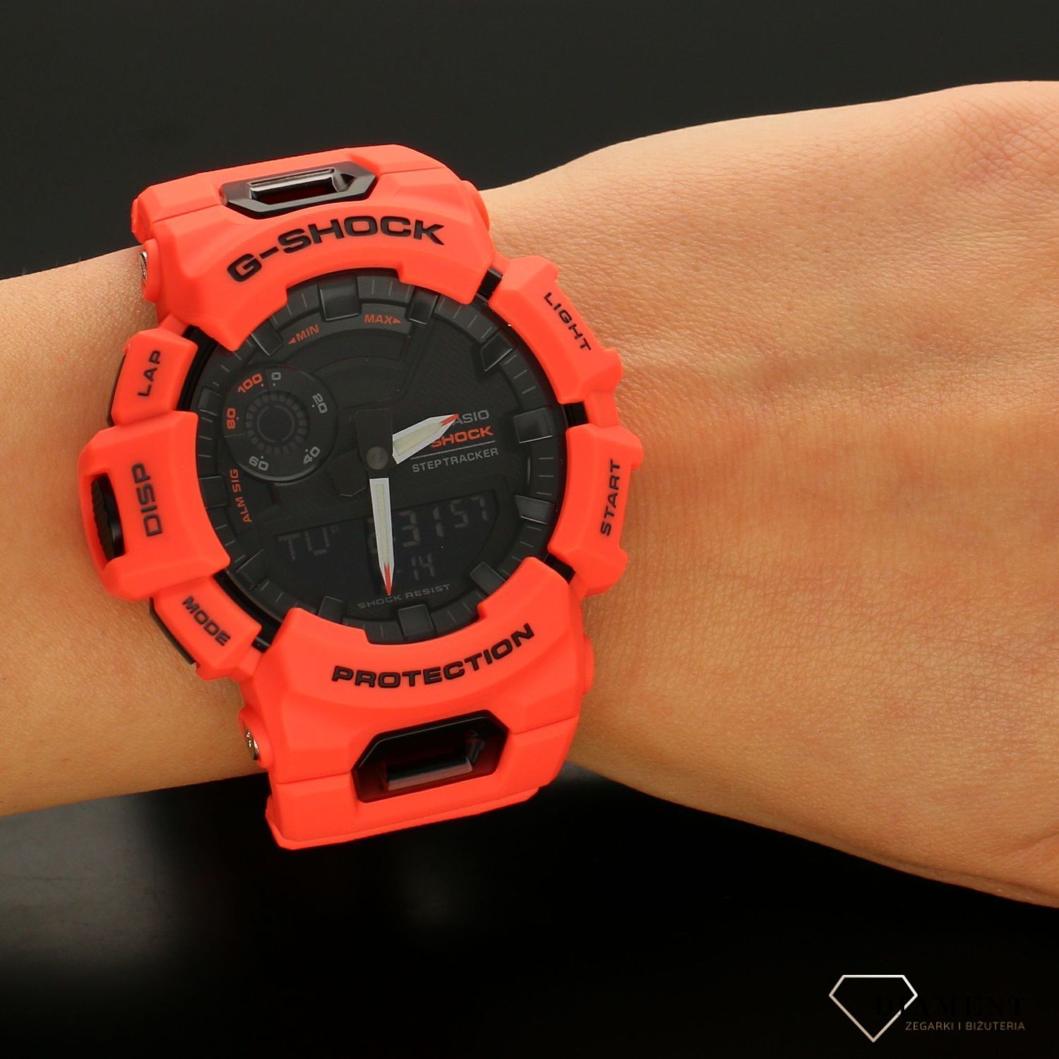 Zegarek męski CASIO G-Shock GBA-900-4AER.jpg