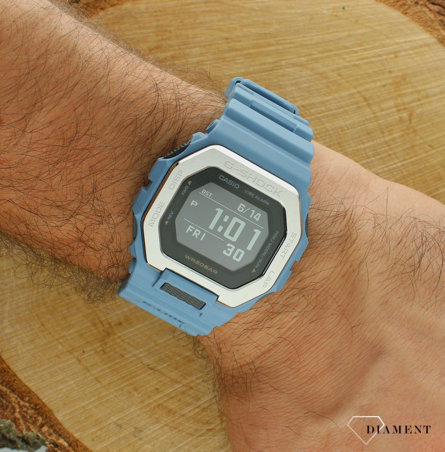 Zegarek męski G-Shock Casio G-Lide GBX-100-2AER niebieski. Zegarek męsk Casio Bluetooth. Męski zegarek G-Shock na prezent. Zegarek o wodoszczelności  200m..jpg