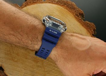 Kup sportowy zegarek Casio G-Shock GBX-100-2AER z Bluetooth, stoperem, alarmami, wskaźnikiem pływów i wodoszczelnością 200M. Idealny dla aktywnych mężczyzn i miłośników sportów wodnych (1).jpg