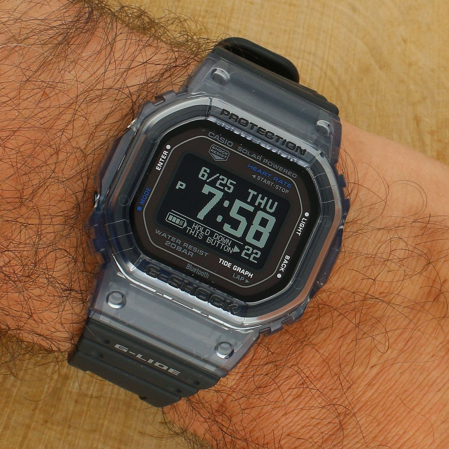 Casio G-SHOCK G-LIDE GBX-H5600-1ER.jpg