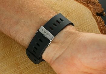Męski zegarek Casio G-SHOCK GD-010-1A1ER z cyfrowym wyświetlaczem, podświetleniem Super Illuminator i wodoodpornością 200M. 5 alarmów, stoper, timer, kalendarz. Oficjalna dystrybucja, 3 lata gwarancji (1).jpg