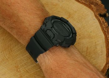 Męski zegarek Casio G-SHOCK GD-010-1A1ER z cyfrowym wyświetlaczem, podświetleniem Super Illuminator i wodoodpornością 200M. 5 alarmów, stoper, timer, kalendarz. Oficjalna dystrybucja, 3 lata gwarancji (3).jpg