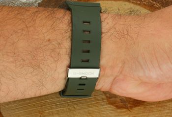 Zegarek Casio GD-010-3ER – cyfrowy, odporny model z podświetleniem Super Illuminator, 200M wodoszczelności, długą baterią i funkcją światowego czasu. Sprawdź, co potrafi ten G-Shock!4.jpg
