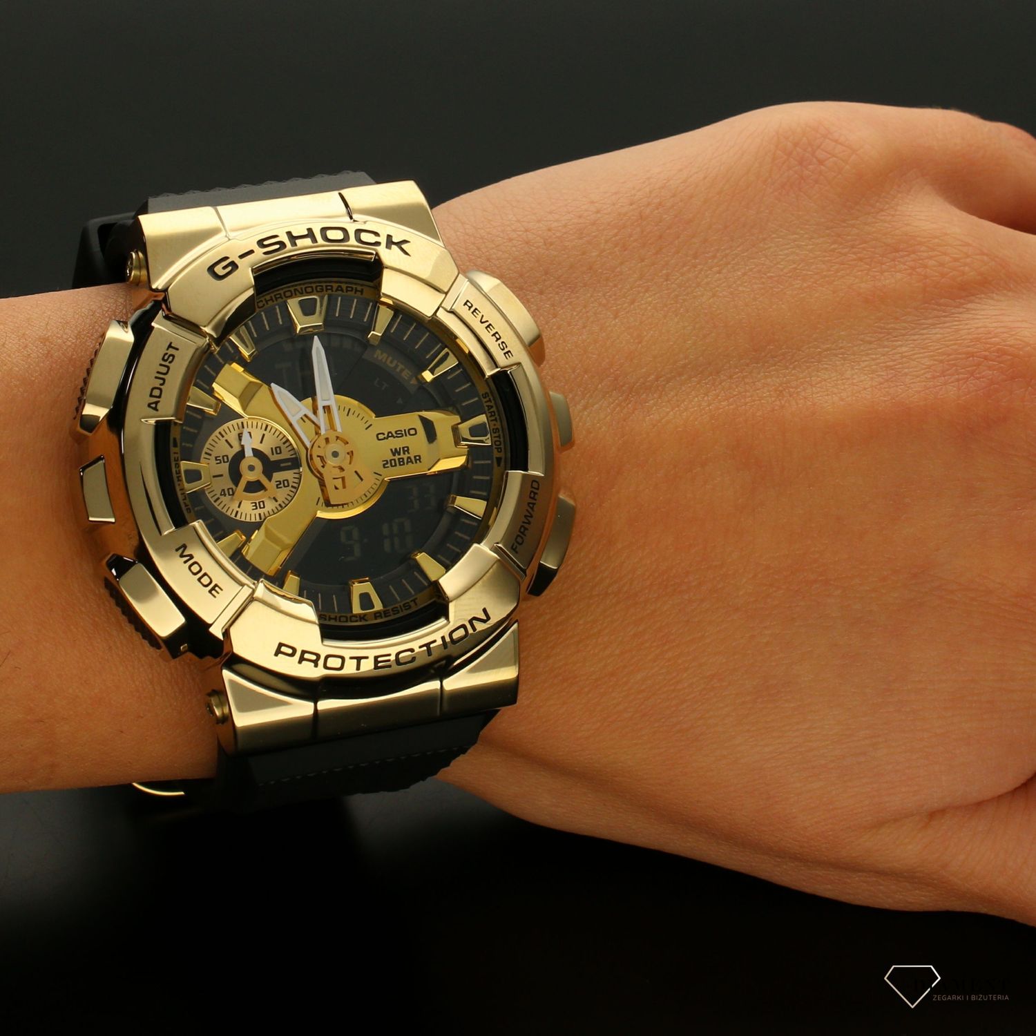 Zegarek Casio G-shock GM-110G-1A9ER złoto-czarny.1.jpg