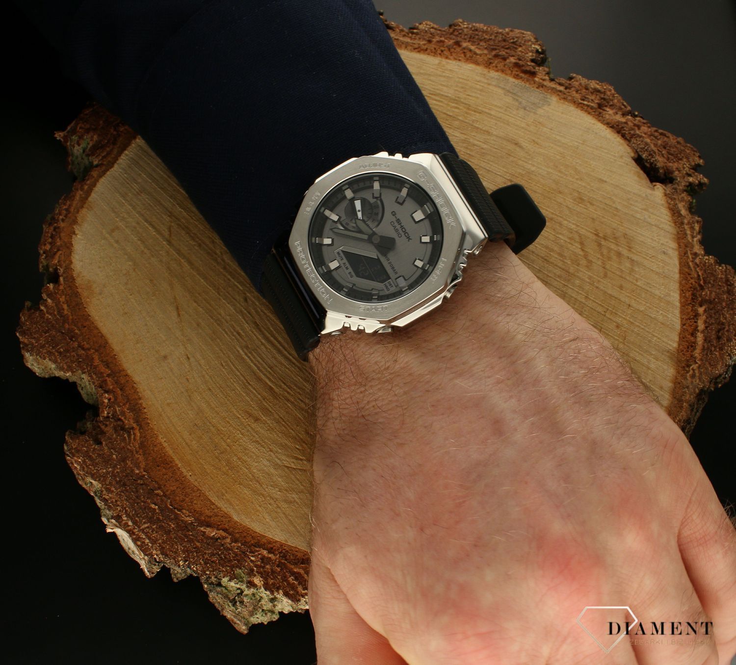 Zegarek męski Casio G-SHOCK GM-2100-1AER. Darmowa wysyłka! Grawer za 0zł! Zapraszamy do autoryzowanego sprzedawcy www.zegarki-diament.pl ! Zegarek na prezent. Zegarek an prezent..jpg