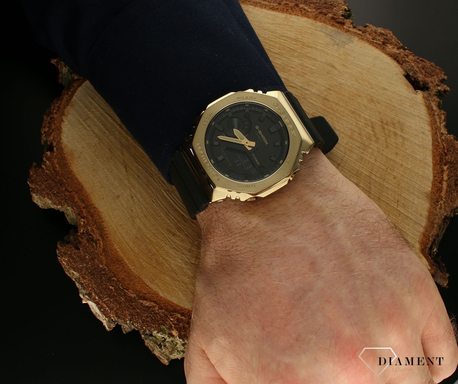 1 Zegarek męski Casio G-SHOCK GM-2100G-1A9ER złoty.Darmowa wysyłka! Grawer za 0zł! Zapraszamy do autoryzowanego sprzedawcy www.zegarki-diament.pl ! Zegarek na prezent. Zegarek na prezent..jpg