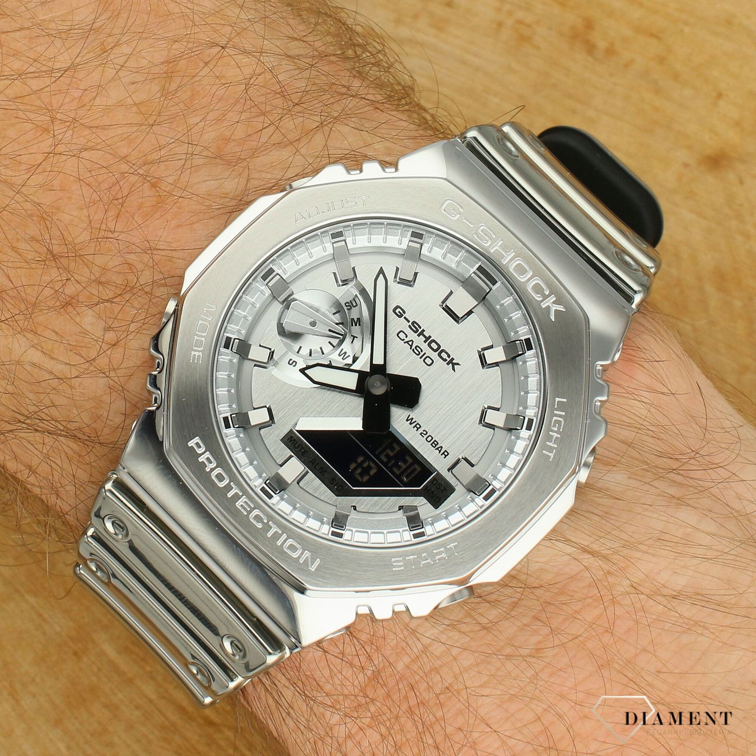 Zegarek Casio G-SHOCK GM-2100YM-8AER – kultowy CasiOak z metaliczną kopertą bb.jpg