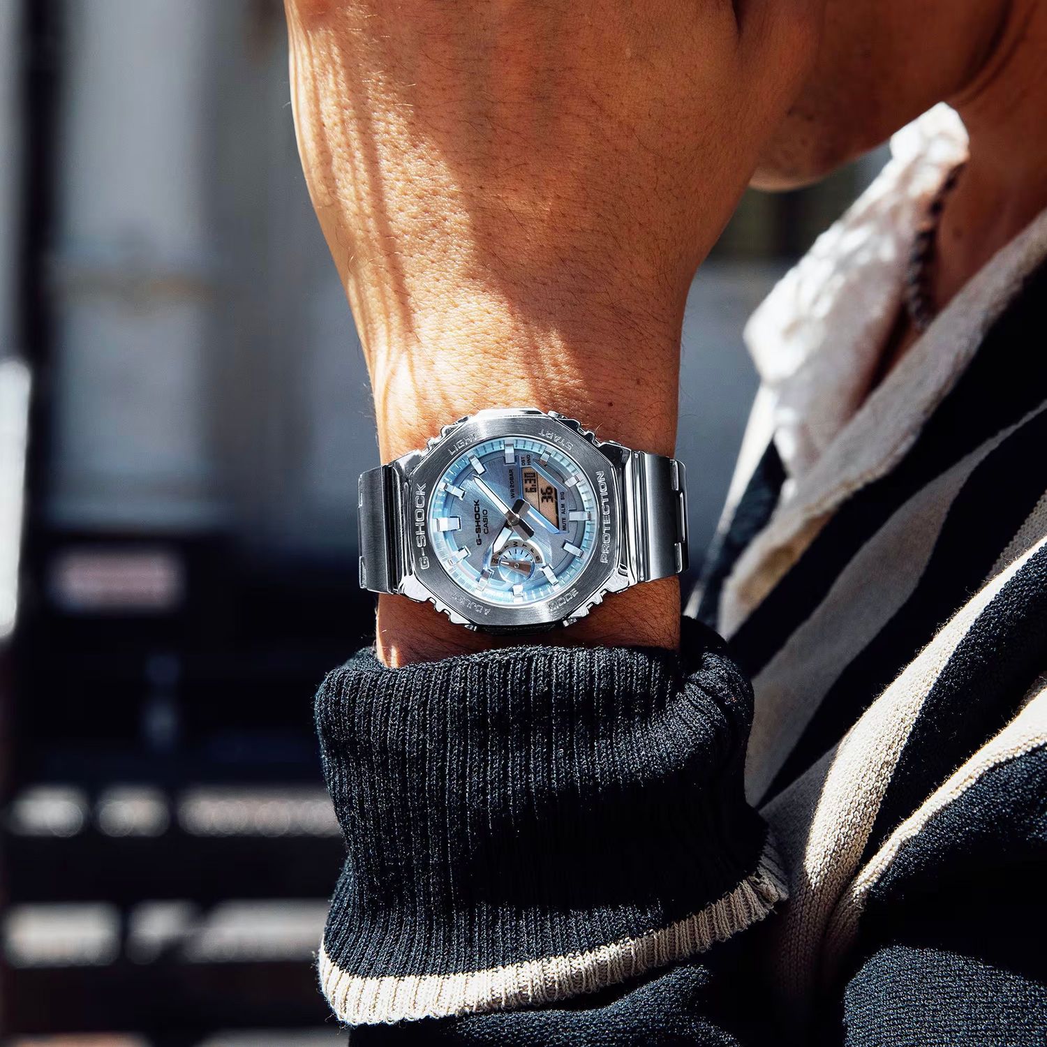 Zegarek męski Casio G-SHOCK GM-2110D-2AER CasiOak Premium Stalowy Bransoleta 200M.jpg
