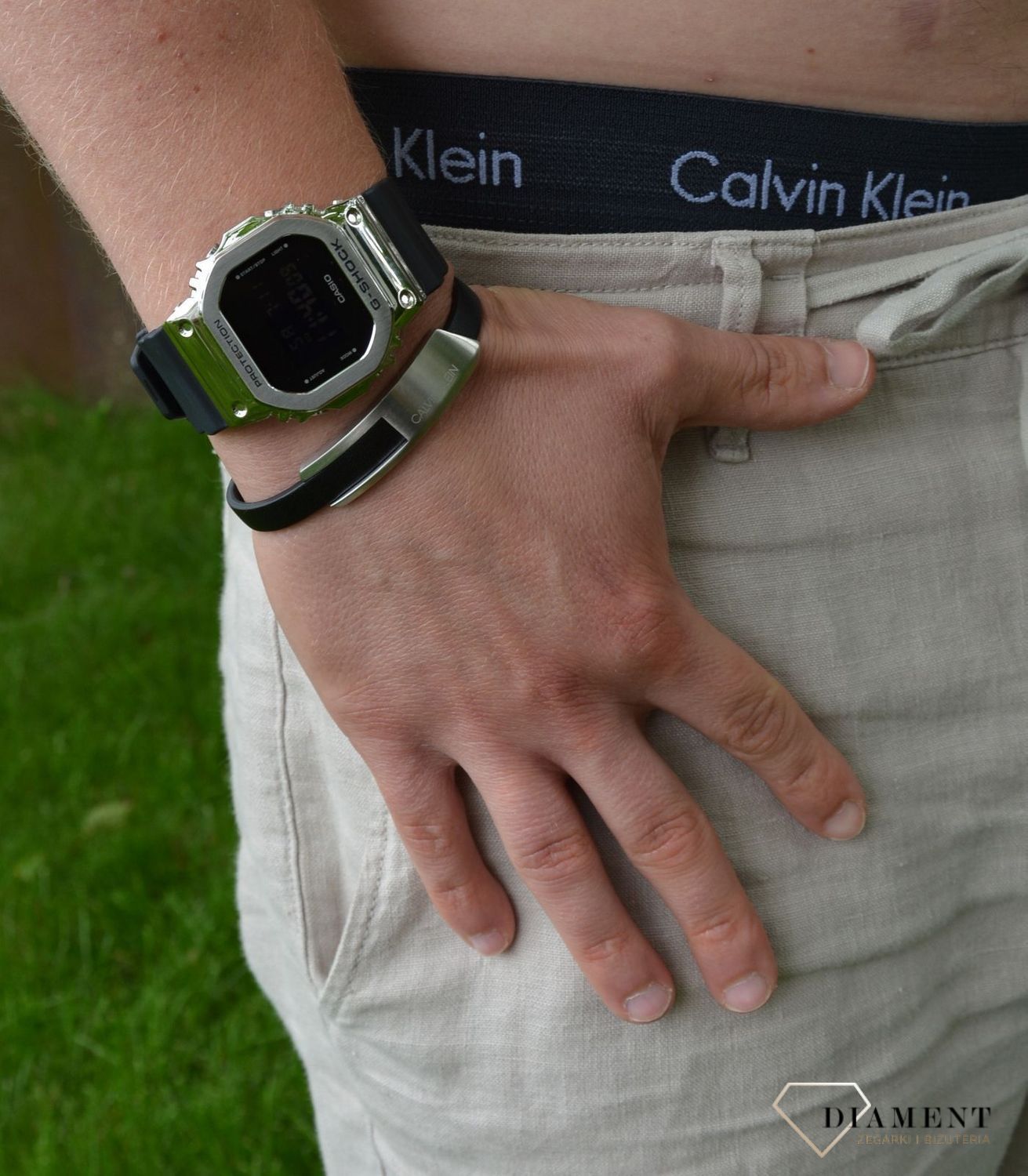 Zegarek męski CASIO G-Shock prostokąt GM-5600-1ER.1.jpg