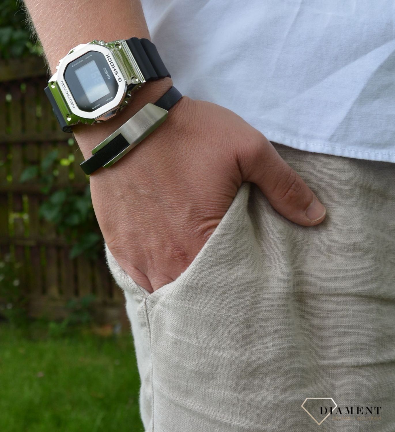 Zegarek męski CASIO G-Shock prostokąt GM-5600-1ER.1.jpg