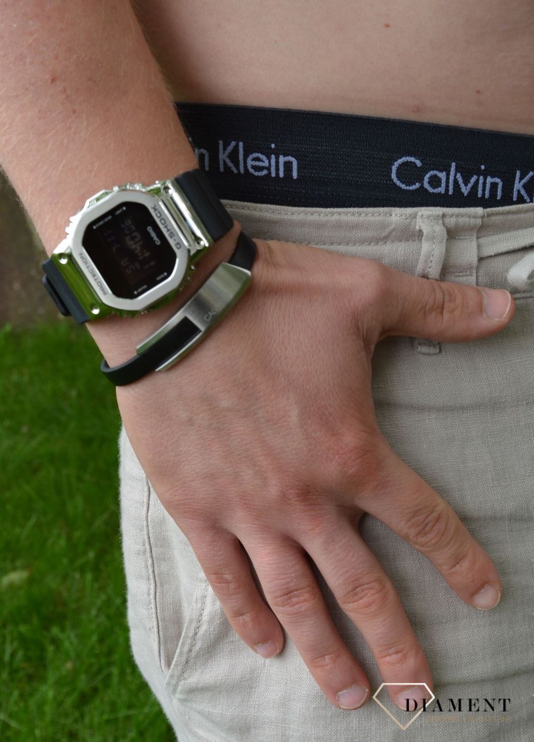 Zegarek męski CASIO G-Shock prostokąt GM-5600-1ER.1.jpg