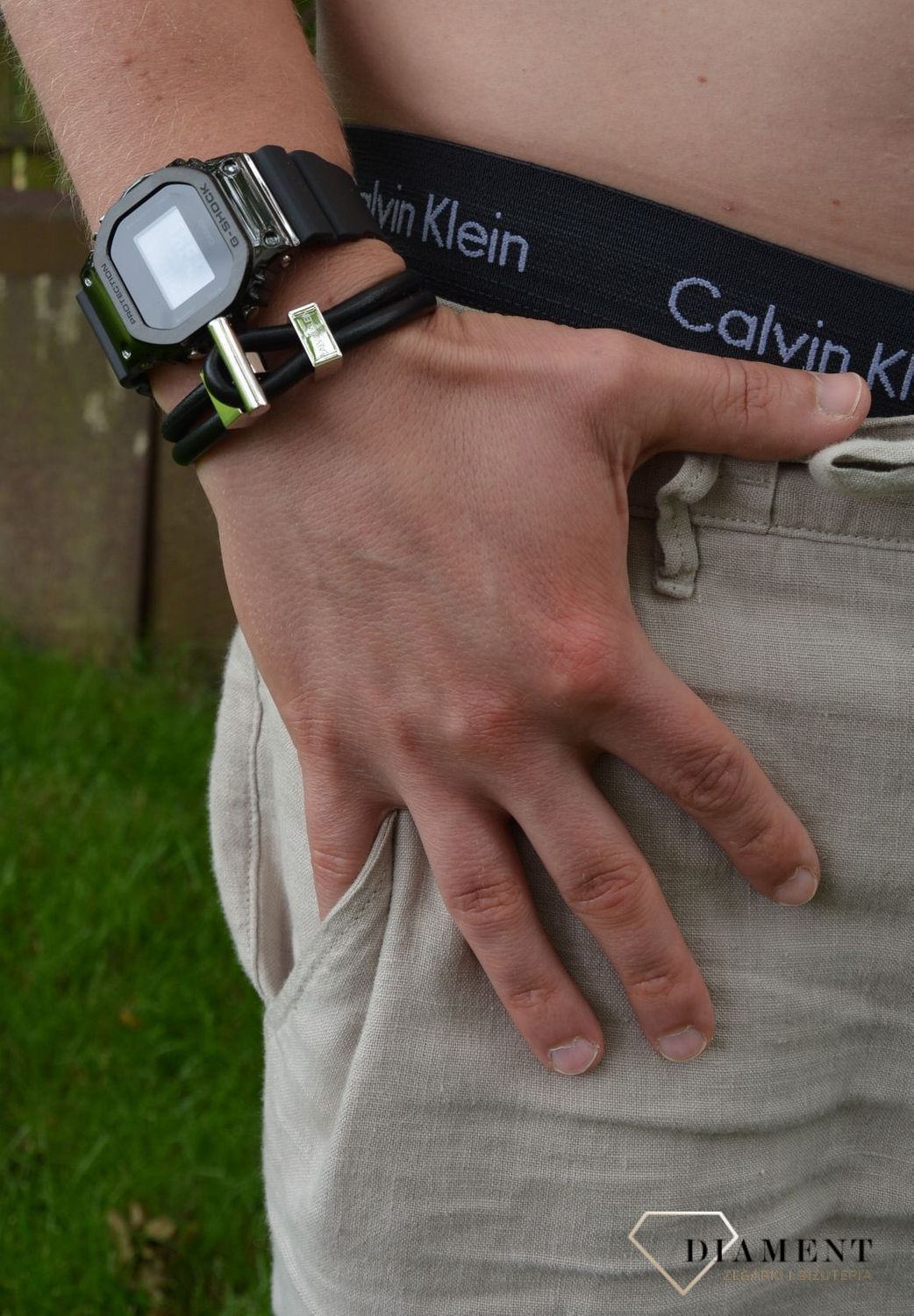 Zegarek męski CASIO G-Shock prostokąt GM-5600B-1ER.1.jpg