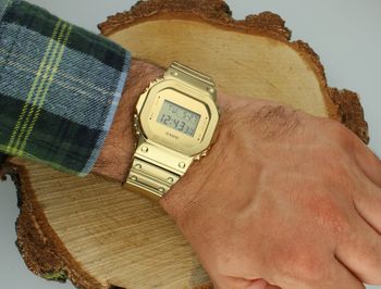 Casio G-SHOCK GM-5600YMG-9ER z serii Fine Metallic – stalowa koperta, 200M, alarmy, stoper, timer, podświetlenie LED. Wstrząsoodporny, idealny na ekstremalne warunki. Grawer gratis! (2).jpg