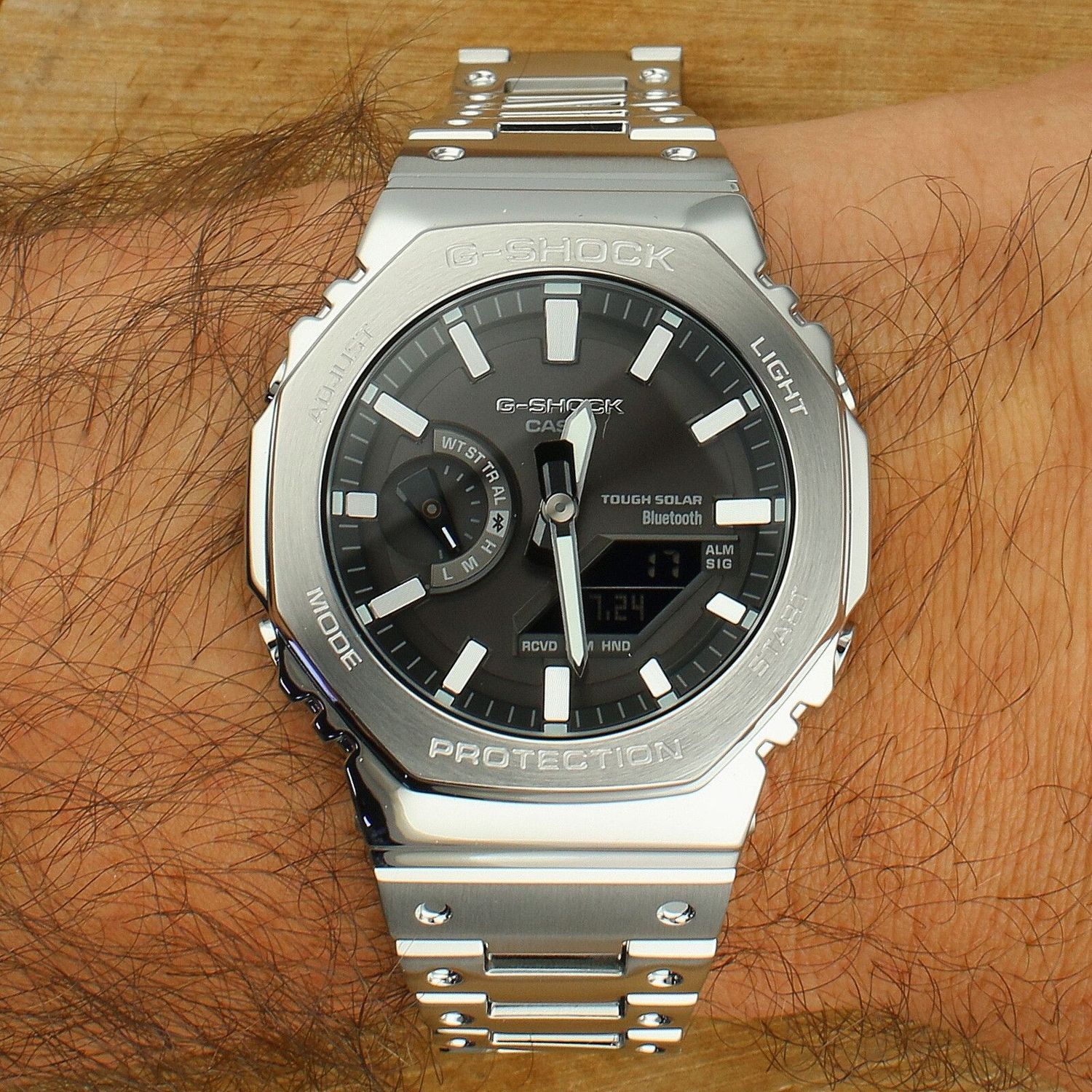 Zegarek męski G-SHOCK Casio GM-B2100SD-1AER Full Metal Bluetooth Solar (2).jpg