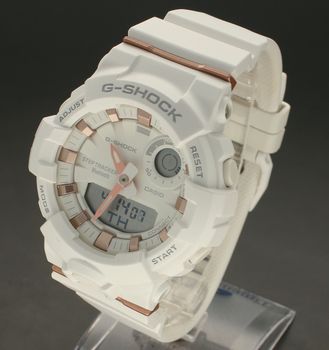 Zegarek G-Shock damski S-Series Step Tracker GMA-B800-7AER. Casio g shock damski. Zegarek idealny na prezent dla kobiety, mamy, przyjaciółki. Biały zegarek G-shock.  (4).jpg