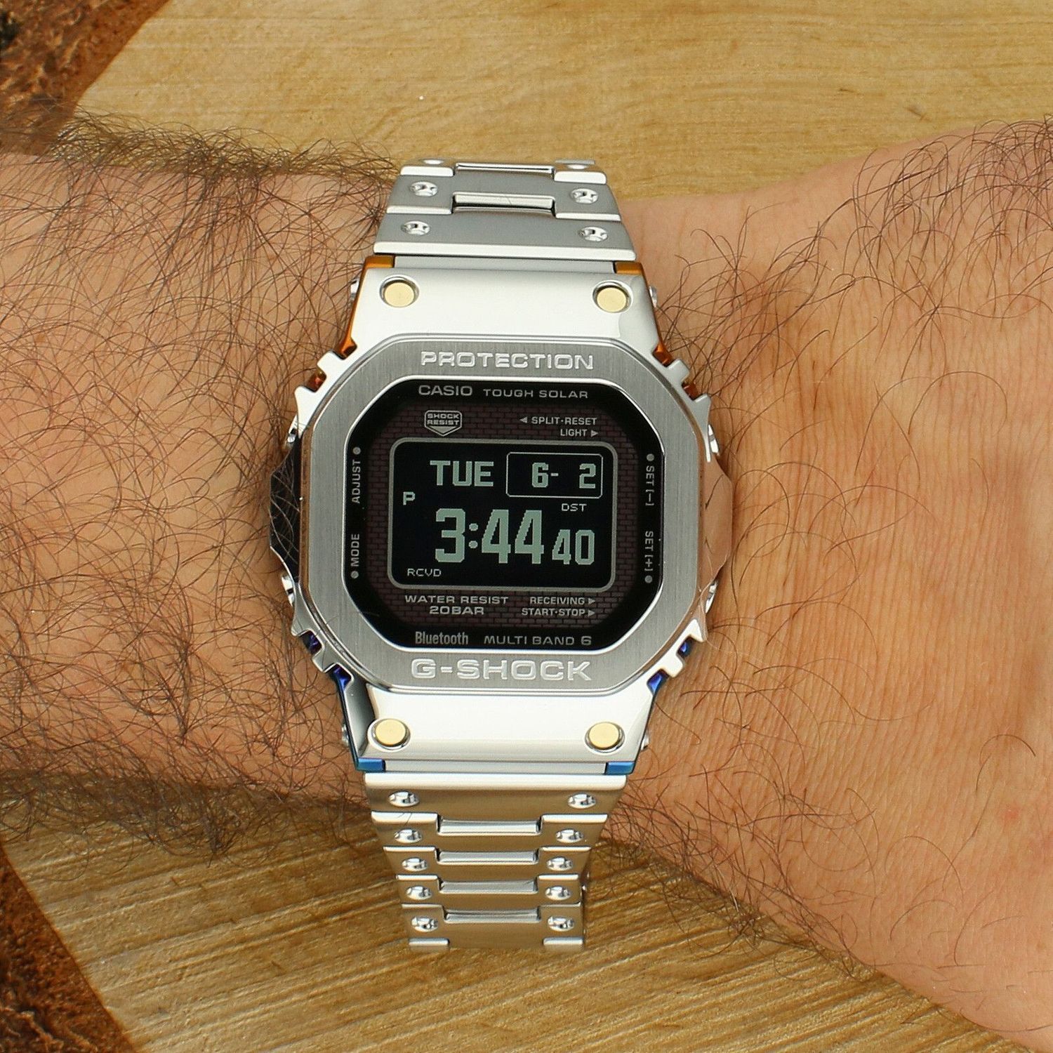 Zegarek G-SHOCK Casio GMW-BZ5000RC-1ER Rainbow-hued Full Metal męski zegarek solarny Bluetooth (1).jpg