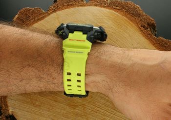 Zegarek Casio G-Shock Gravitymaster GR-B300RY-1A9ER zasilany energią słoneczną (Tough Solar), z funkcją Bluetooth, 5 alarmami, timerem, stoperem i światowym czasem. Wstrząsoodporny, wodoszczelność 200M, automatyczne podświet (3).jpg