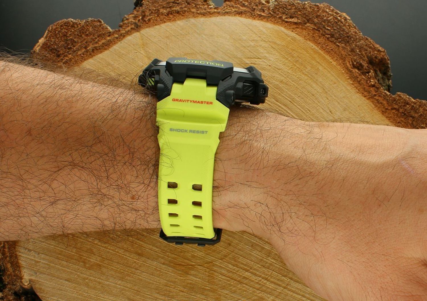 Zegarek Casio G-Shock GR-B300RY-1A9ER – Gravitymaster, Tough Solar, Bluetooth, LED, 200M WR.jpg