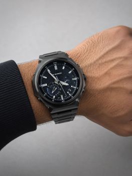 Zegarek męski Casio G-SHOCK G-STEEL GST-B1000BD-2AER Bluetooth Solar blue.jpg